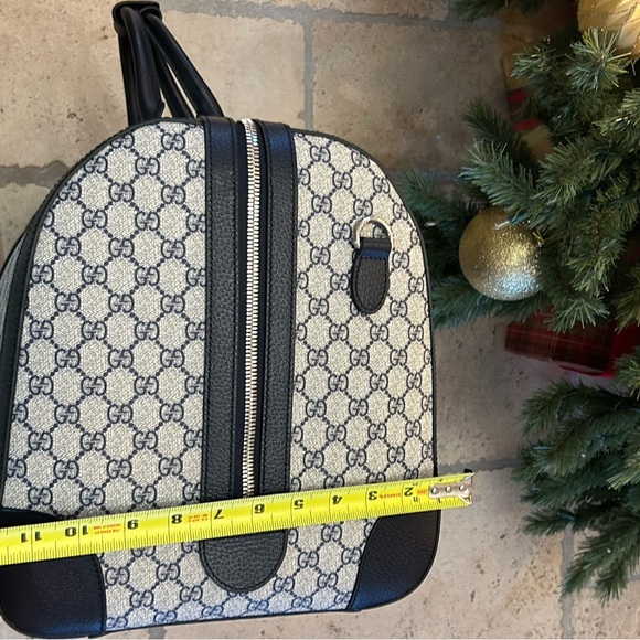 Gucci Savoy, GG Supreme large duffel bag made in Italy NWT - Picture 13 of 14